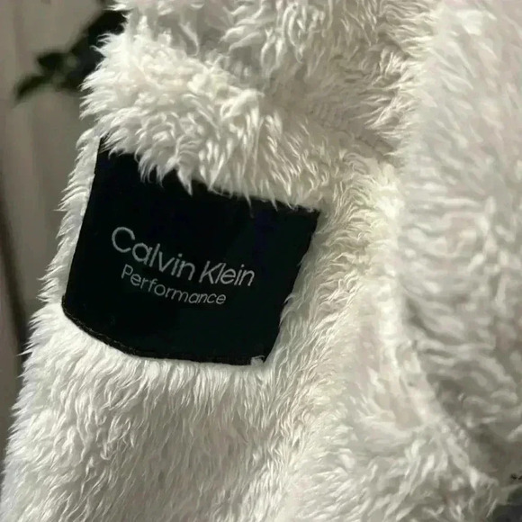 3/25 promo! Calvin Klein Performance Sherpa - Picture 10 of 12